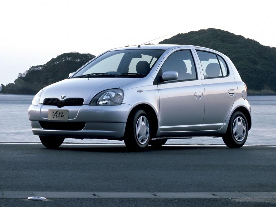  Toyota Vitz 5-Door 1999 года  (фото 6 из 6)